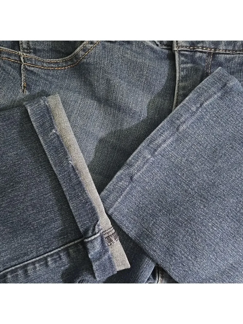 Democracy Jeans with Branded Button womens Size 2 Blue Ab Technology